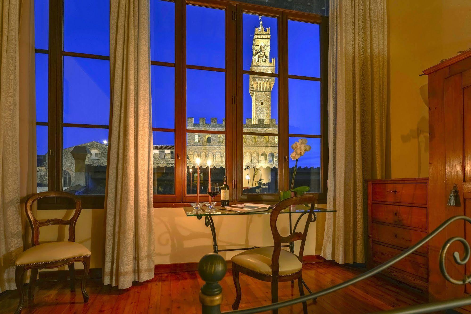Palazzo Uguccioni Apartments Florence Buitenkant foto